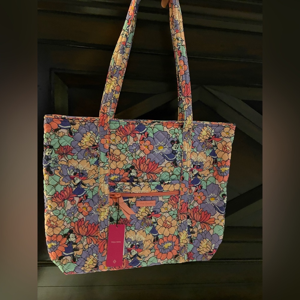 Vera Bradley Disney’s Minnie Mouse Floral Tote Bag
